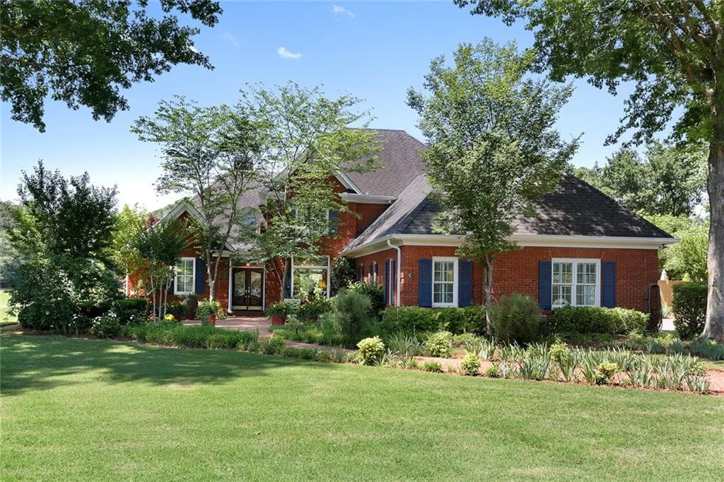 1303 Marietta Country Club Drive, Kennesaw, GA 30152 — most recent listing photo