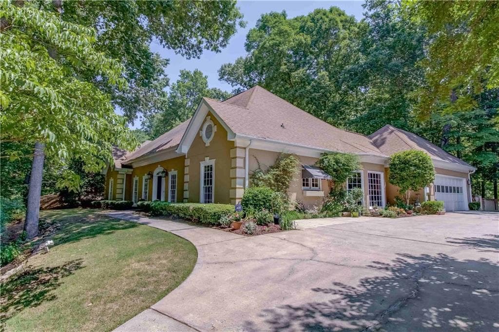 3245 Sweetwater Drive, Cumming, GA 30041 — most recent listing photo