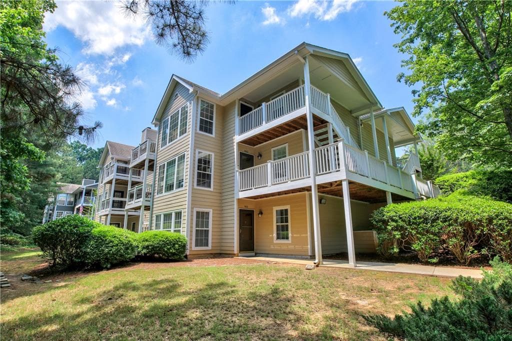 901 Berkeley Woods Drive 901, Duluth, GA 30096 — most recent listing photo