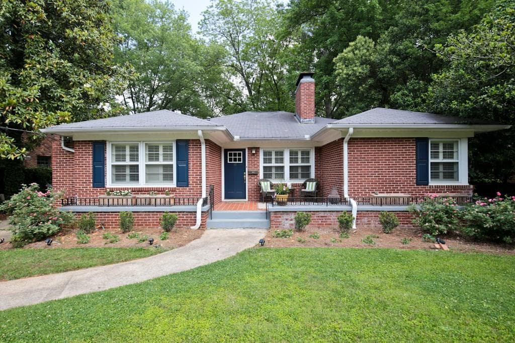 88 Clarendon Avenue, Avondale Estates, GA 30002 — most recent listing photo