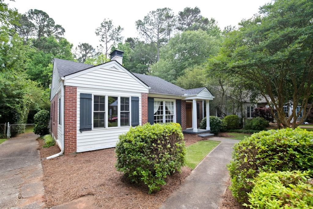 333 Mimosa Drive, Decatur, GA 30030 — most recent listing photo