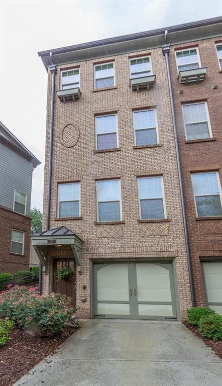2 bedroom, 1,350 sq ft townhouse sold at 279 Goodson Way -, Atlanta, GA 30309