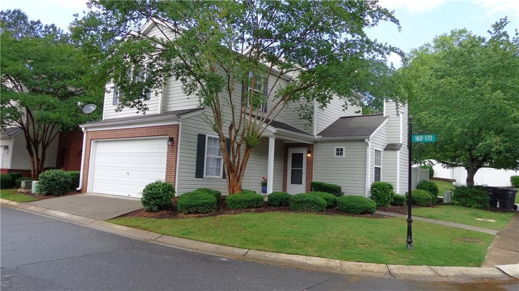 3 bedroom, 1,232 sq ft single family residence sold at 170 Windcroft Court, Acworth, GA 30101