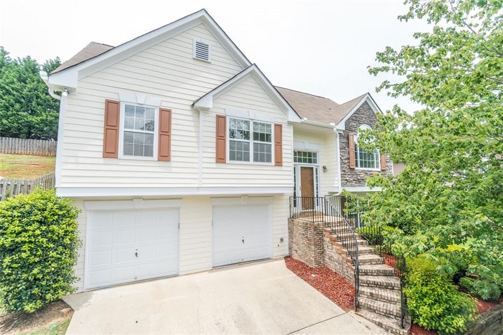 2955 Northcliff Drive, Suwanee, GA 30024 — most recent listing photo