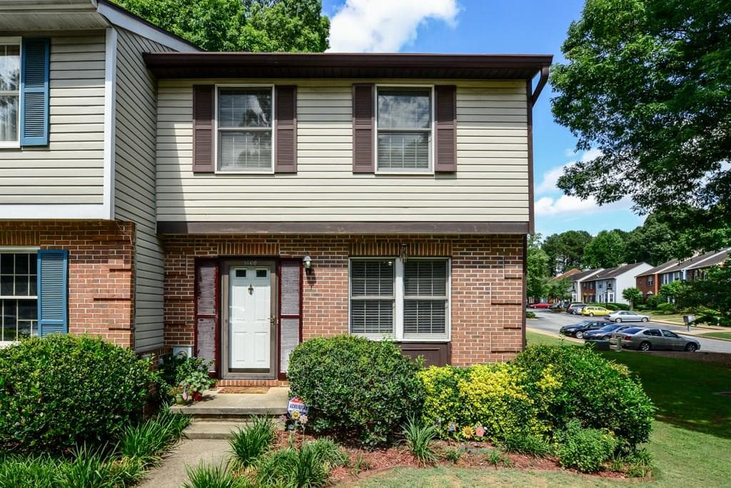 1060 Wedgewood Lane, Tucker, GA 30084 — most recent listing photo