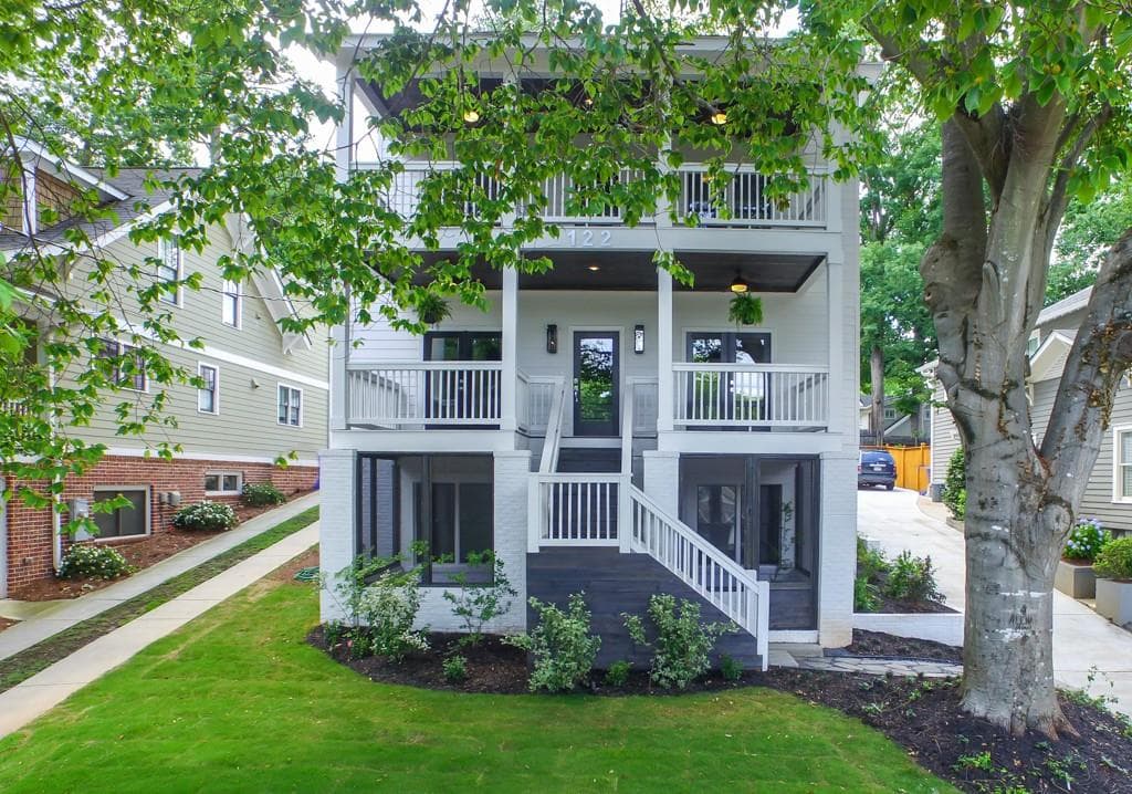 5 bedroom single family residence sold at 122 Huron Street, Decatur, GA 30030