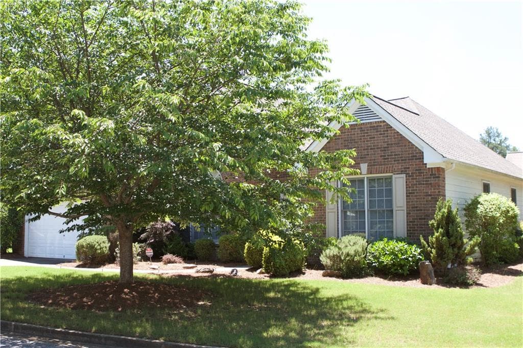 545 Daintree Drive, Alpharetta, GA 30009 — most recent listing photo