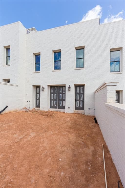 3 bedroom, 2,760 sq ft townhouse sold at 305 S Esplanade, Alpharetta, GA 30009