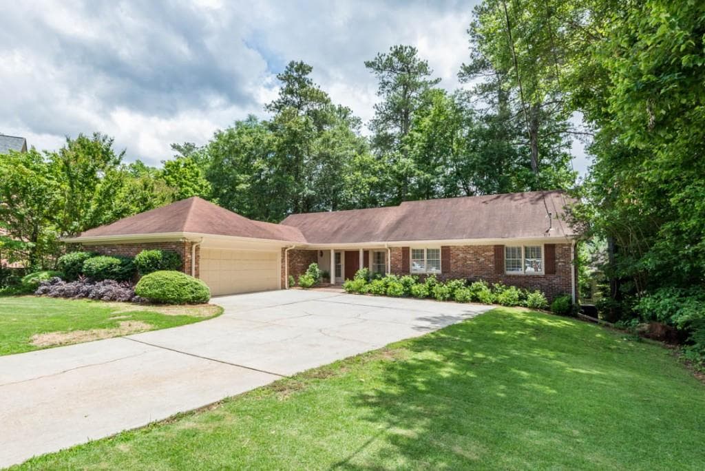 3 bedroom, 3,624 sq ft single family residence sold at 2054 Ladovie Lane, Atlanta, GA 30345