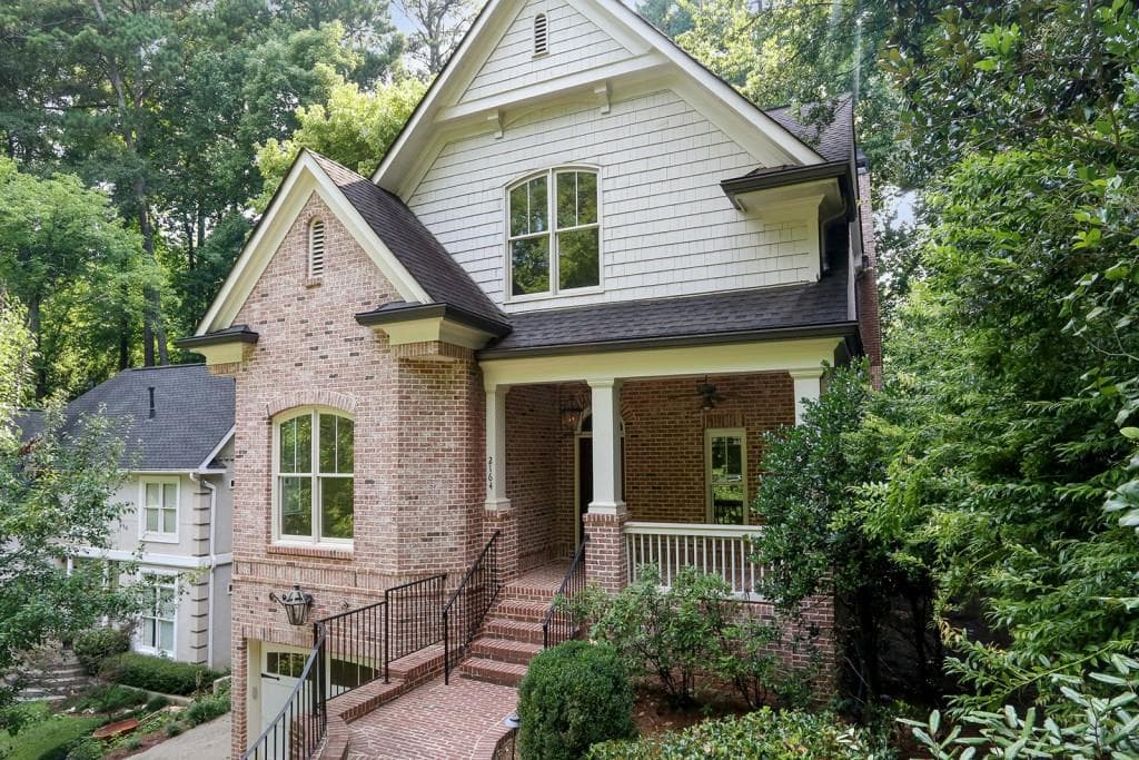 5 bedroom, 4,464 sq ft single family residence sold at 2164 Monterey Drive, Atlanta, GA 30318