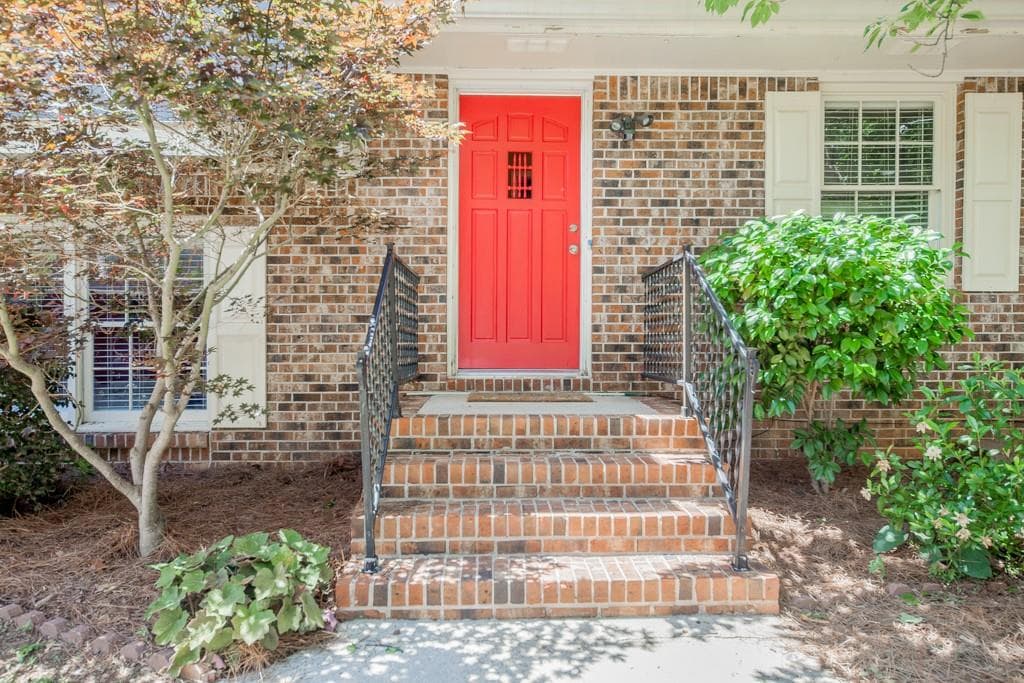 1554 Country Squire Court, Decatur, GA 30033 — most recent listing photo