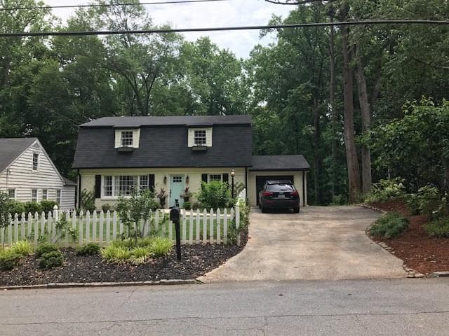4 bedroom, 1,972 sq ft single family residence sold at 1177 Hancock Drive, Atlanta, GA 30306