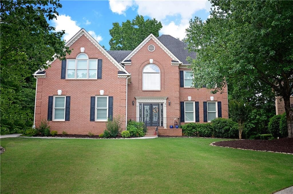 590 Fawn Run, Alpharetta, GA 30005 — most recent listing photo