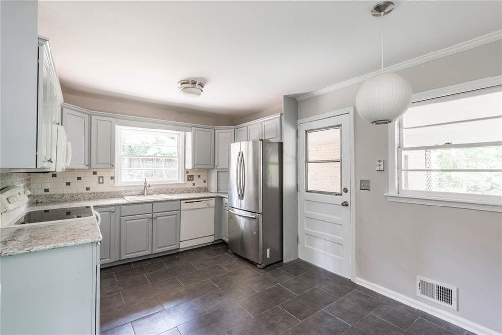 3 bedroom, 1,491 sq ft single family residence sold at 3172 Randolph Road, Atlanta, GA 30345