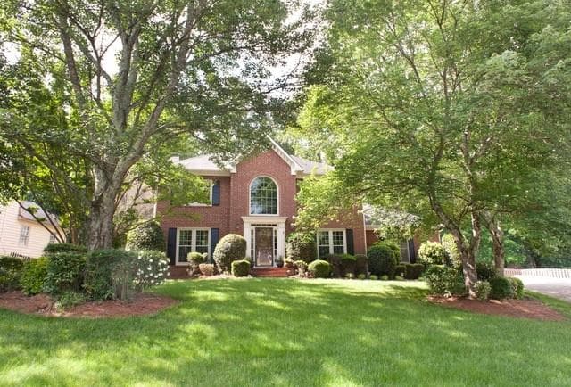 4 bedroom, 2,855 sq ft single family residence sold at 4205 Tiverton Court, Roswell, GA 30075