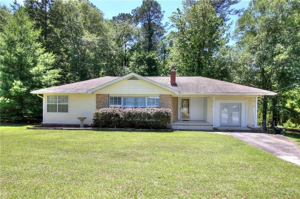 4355 Pineview Drive, Powder Springs, GA 30127 — most recent listing photo