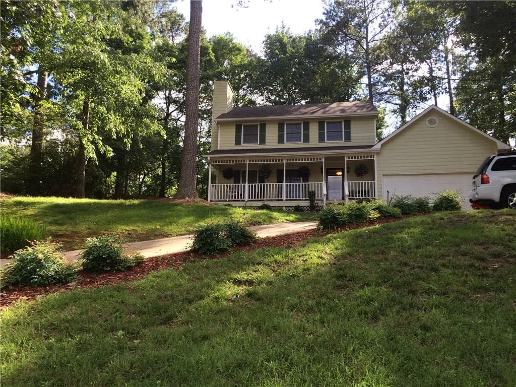 3 bedroom, 1,804 sq ft single family residence sold at 225 Grayland Court, Lawrenceville, GA 30046