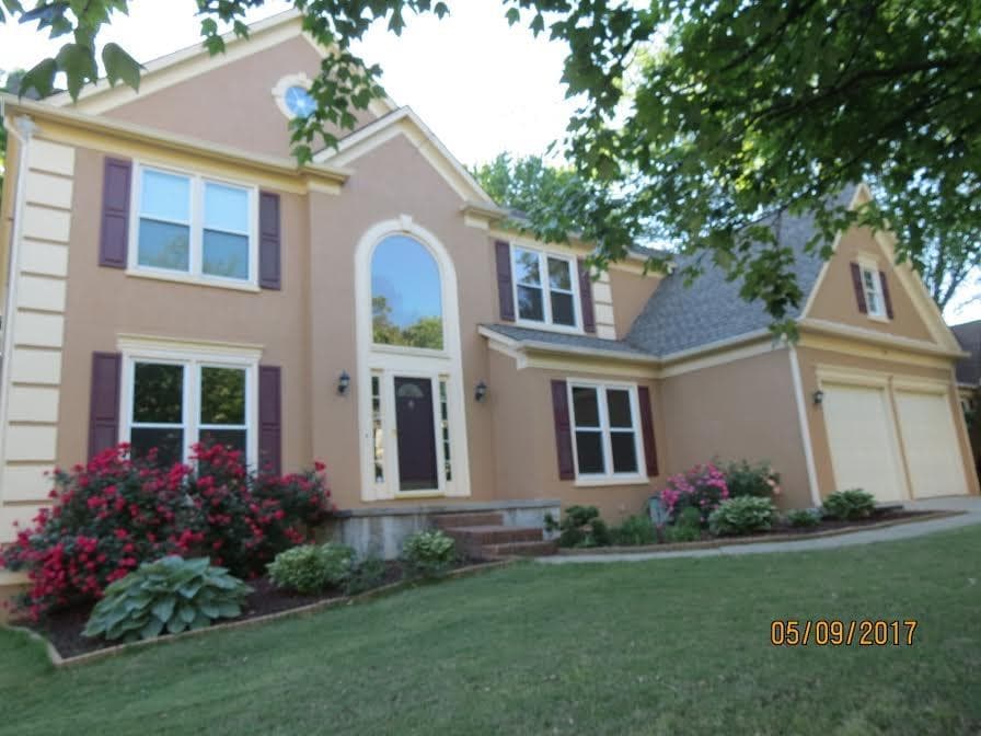 425 Fairford Lane, Johns Creek, GA 30097 — most recent listing photo