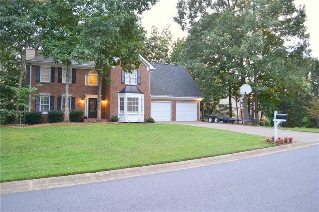 5011 Willow Creek Drive, Woodstock, GA 30188 — most recent listing photo