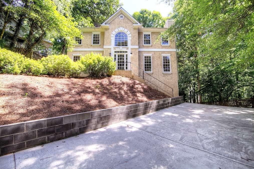 3 bedroom, 2,288 sq ft single family residence sold at 3778 Rivaridge Drive, Marietta, GA 30062