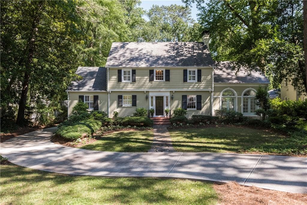 3 bedroom, 3,152 sq ft single family residence sold at 3355 Habersham Road, Atlanta, GA 30305