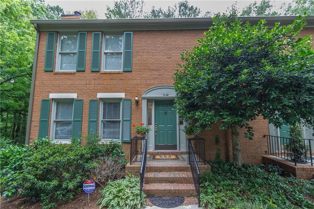 3 bedroom, 1,516 sq ft townhouse sold at 1142 Morningside Place 1142, Atlanta, GA 30306
