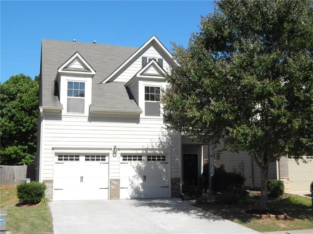 4 bedroom, 2,289 sq ft single family residence sold at 3560 Archgate Court, Alpharetta, GA 30004