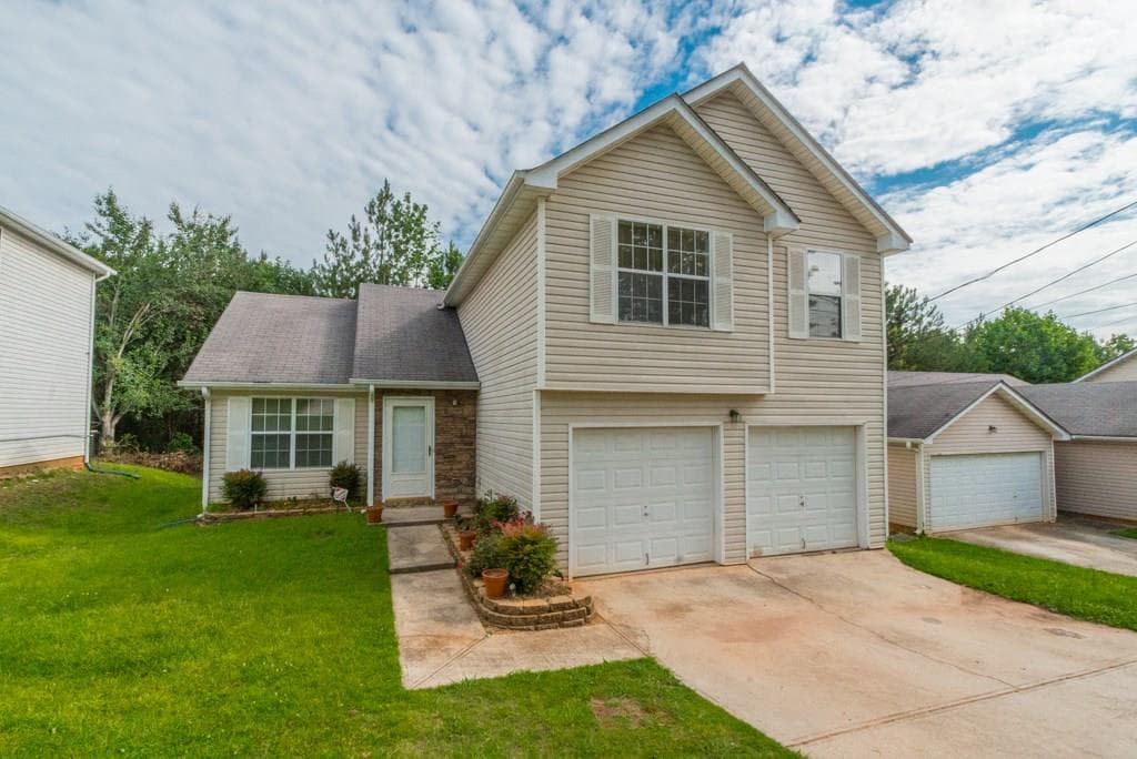 3589 Waldrop Road, Decatur, GA 30034 — most recent listing photo