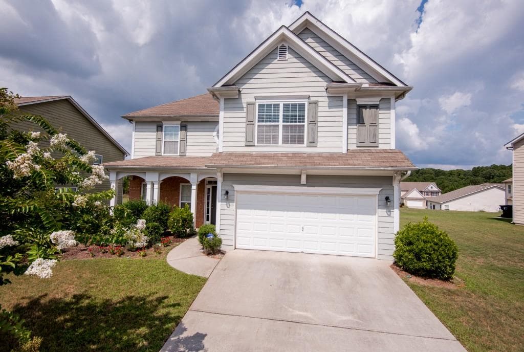 8915 Crestview Circle, Union City, GA 30291 — most recent listing photo