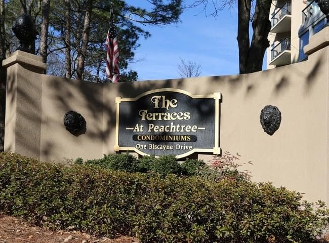 1 bedroom, 820 sq ft condominium sold at 1 Biscayne Drive 708, Atlanta, GA 30309
