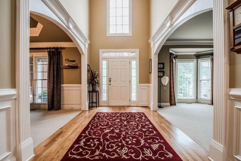 6 bedroom, 4,325 sq ft single family residence sold at 1240 Crestbrook Drive, Cumming, GA 30040