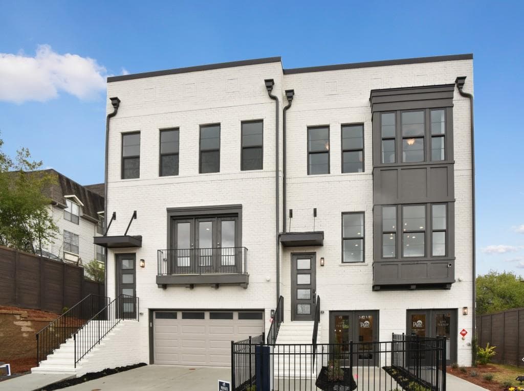 3 bedroom townhouse sold at 884 Stone Crest Road 036, Atlanta, GA 30324