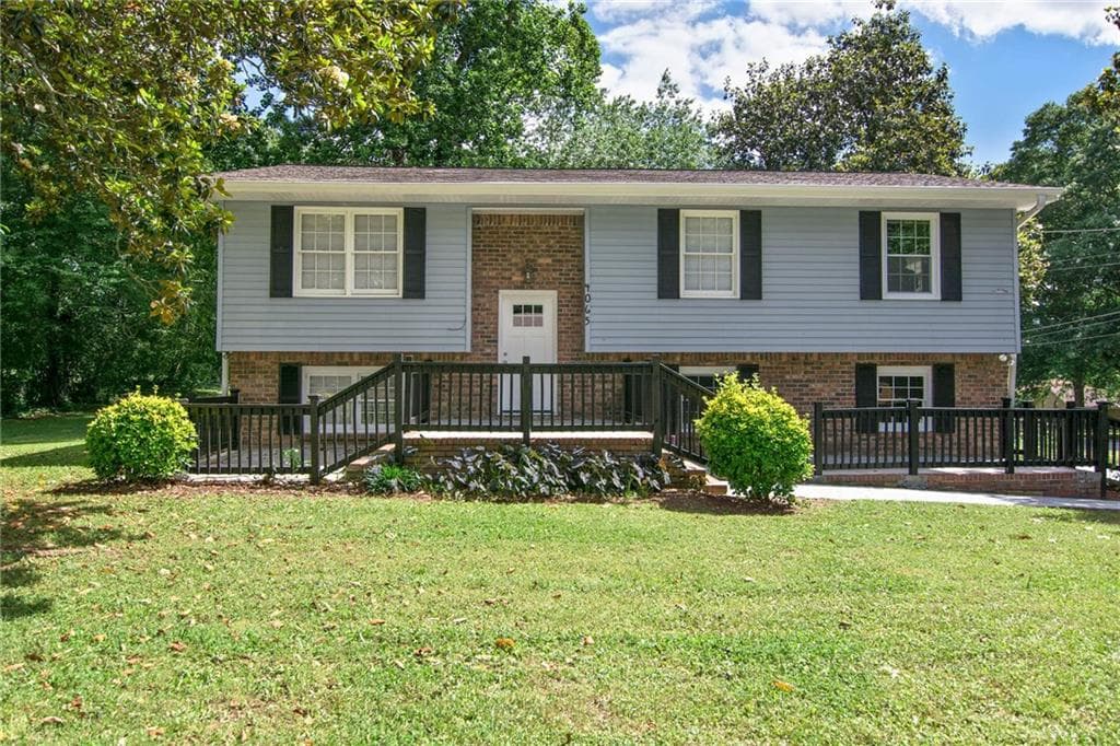 4065 Emerald North Drive, Decatur, GA 30035 — most recent listing photo