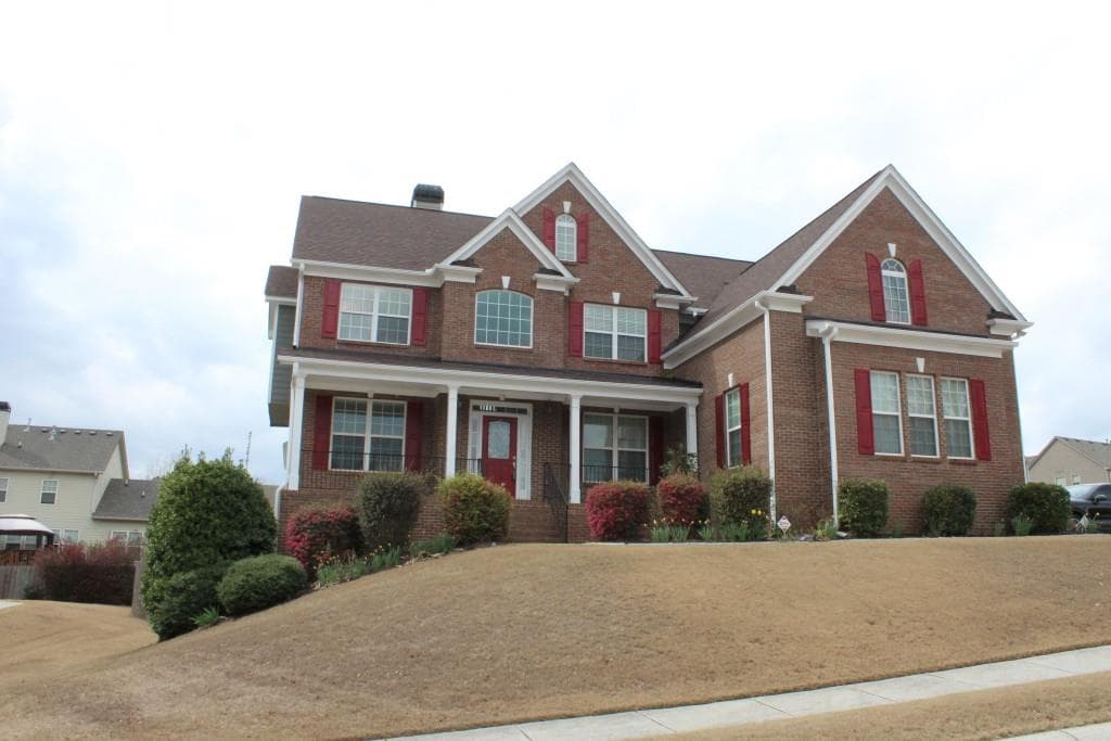 905 Wallace Falls Drive, Braselton, GA 30517 — most recent listing photo