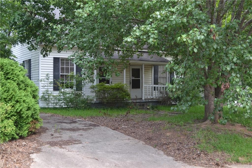 18 Chestnut Street, Griffin, GA 30223 — most recent listing photo