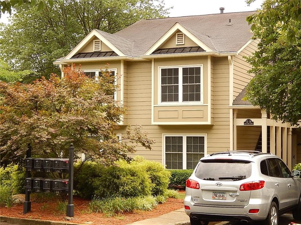 24 Lakes Edge Drive, Smyrna, GA 30080 — most recent listing photo