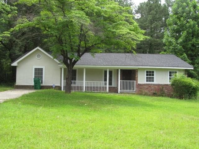 3 bedroom, 1,185 sq ft single family residence sold at 3427 Springlake Drive, Decatur, GA 30032