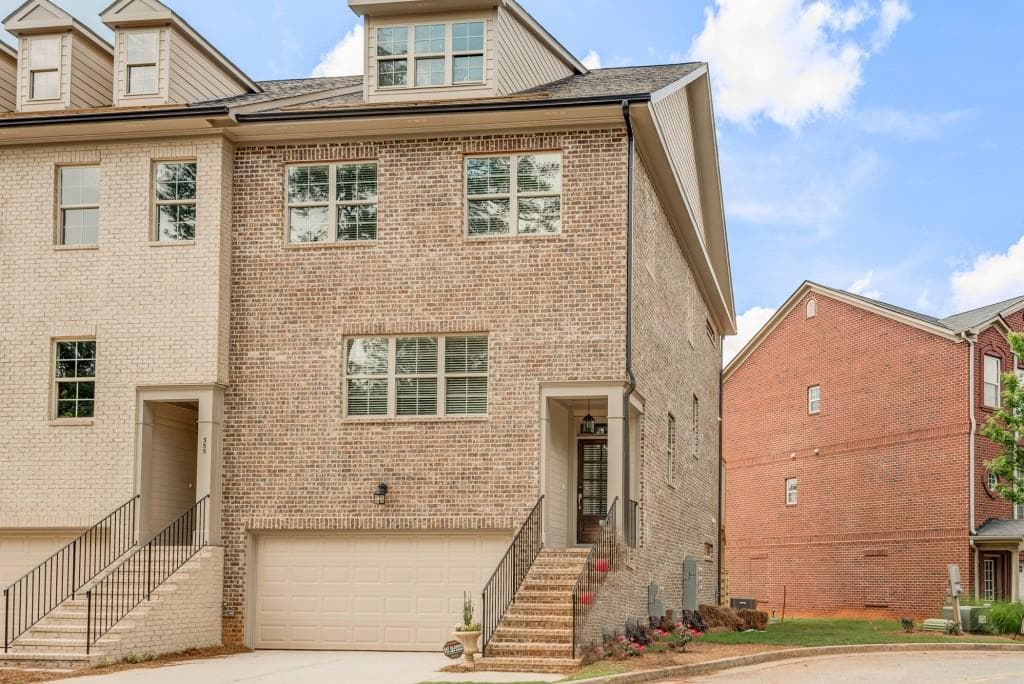351 Benson Manor Circle 7, Smyrna, GA 30082 — most recent listing photo
