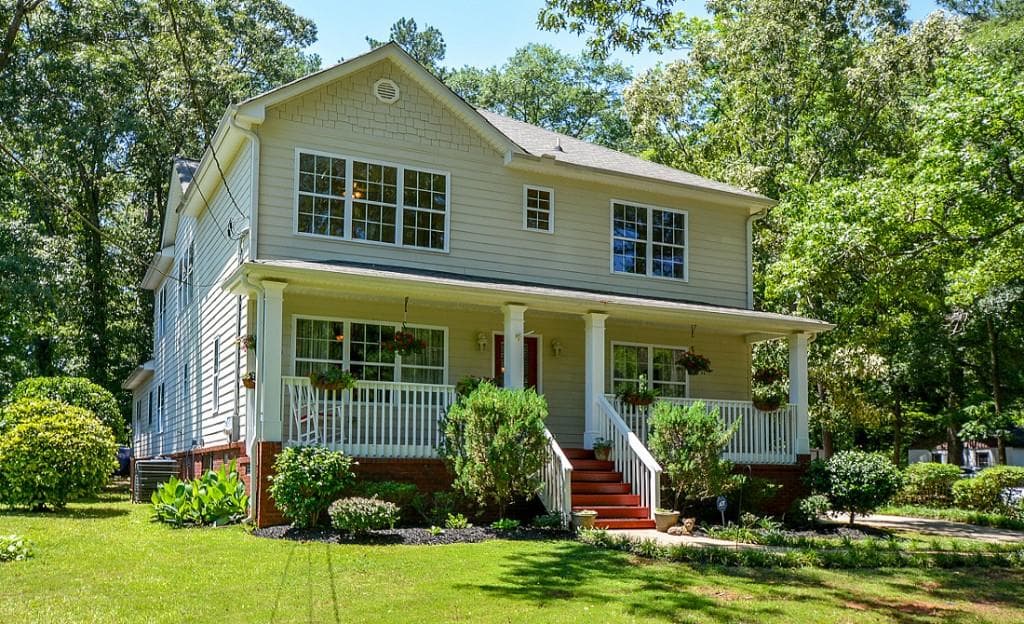 5 bedroom, 3,633 sq ft single family residence sold at 417 Ashburton Avenue, Atlanta, GA 30317
