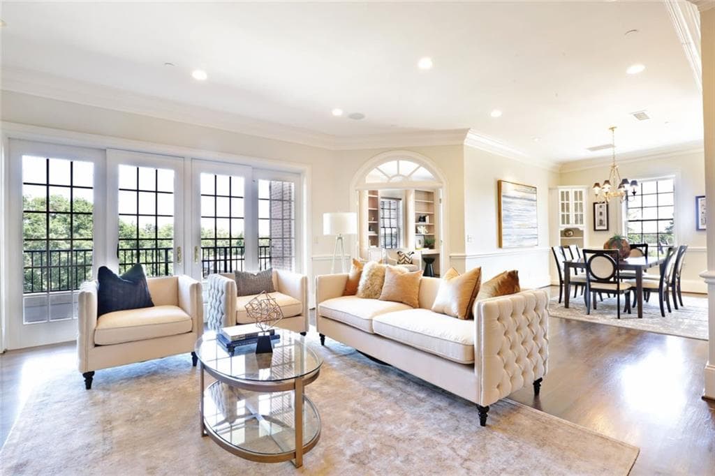 3657 Peachtree Road 5D, Atlanta, GA 30319 — most recent listing photo