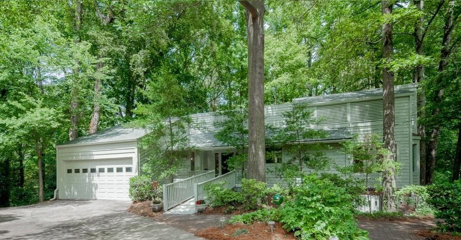 2490 Williamswood Court, Decatur, GA 30033 — most recent listing photo