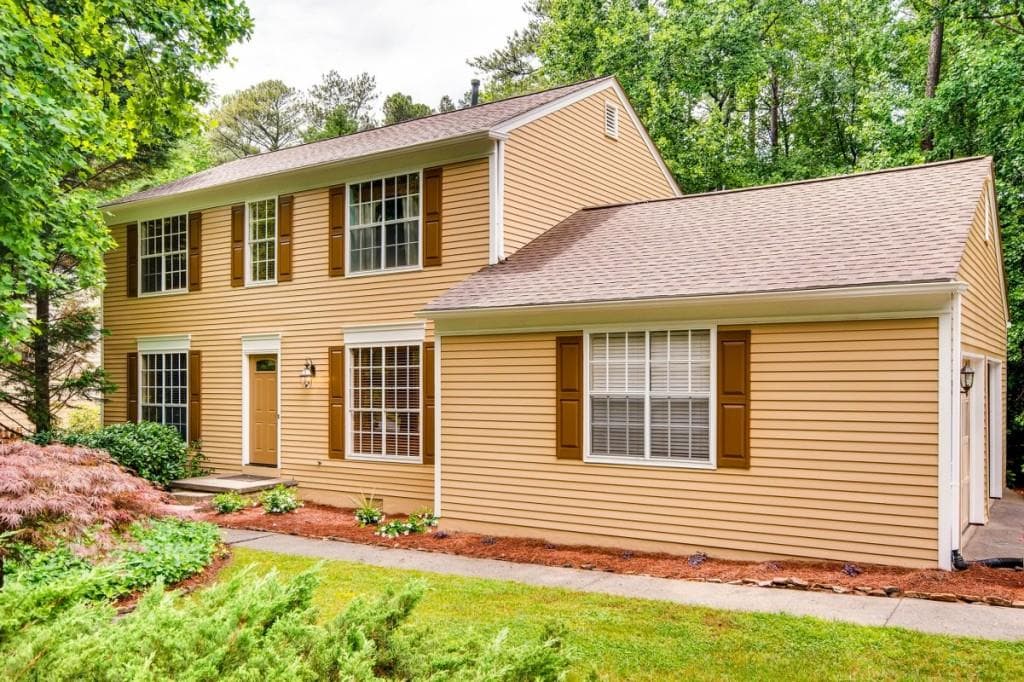 5649 Knox Court, Peachtree Corners, GA 30092 — most recent listing photo
