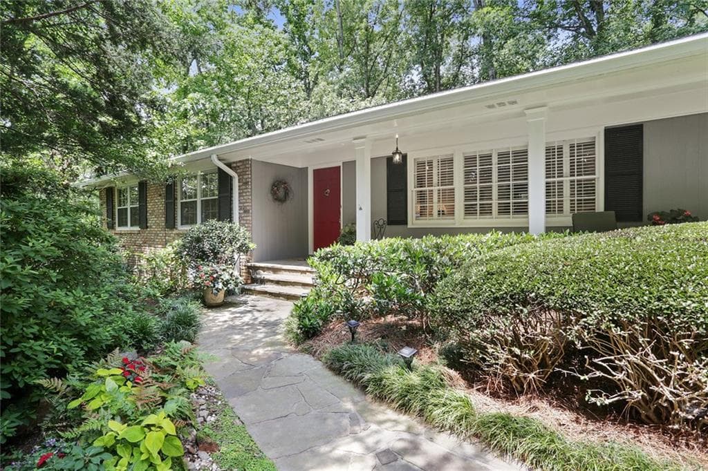 6360 Colewood Court, Sandy Springs, GA 30328 — most recent listing photo