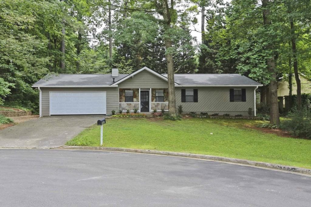 3220 Oakbrook Lane, Clarkston, GA 30021 — most recent listing photo