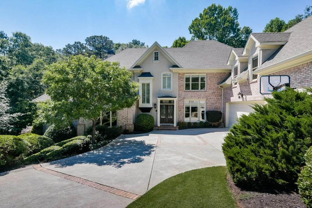 7280 Sentinae Chase Drive, Roswell, GA 30076 — most recent listing photo