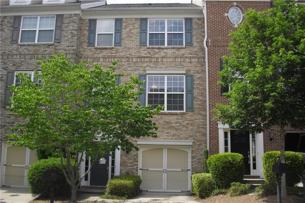 3 bedroom, 2,394 sq ft townhouse sold at 1848 Appaloosa Mill Court, Buford, GA 30519