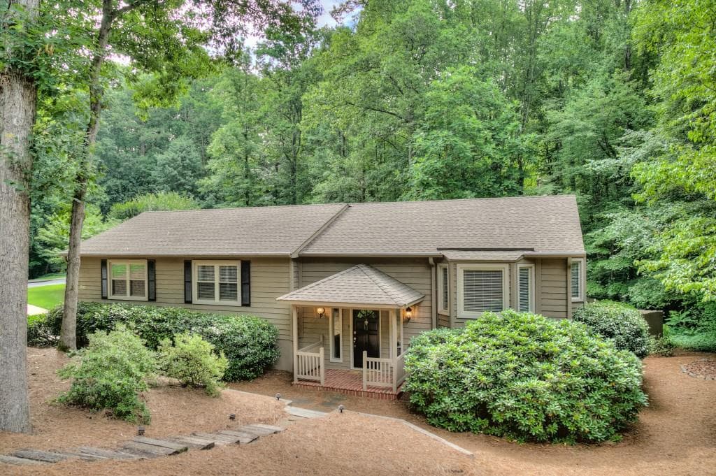 3880 Seven Dials Court, Marietta, GA 30062 — most recent listing photo