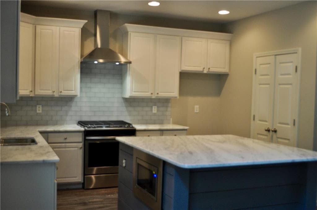 300 Providence Oaks Circle, Alpharetta, GA 30009 — most recent listing photo