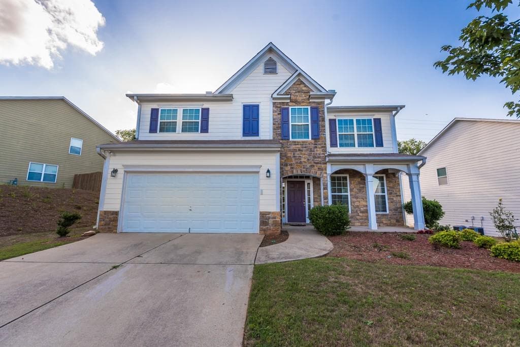 4 bedroom, 3,133 sq ft single family residence sold at 203 Toonigh Way, Canton, GA 30115