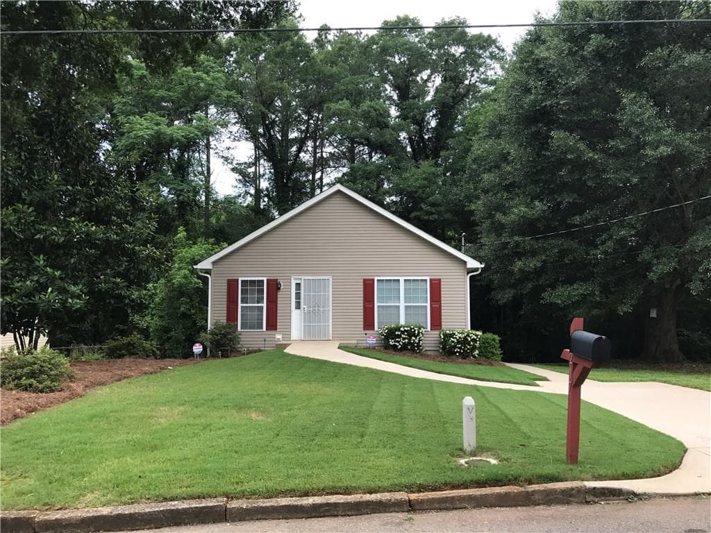 217 Taylor Circle, Palmetto, GA 30268 — most recent listing photo